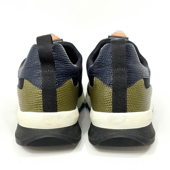Fendi Sneakers- Size 38 - Picture 5 of 9